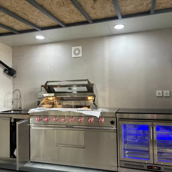 3362×900×2500mm Electric Upward-Flipping Door Closable Shed For BBQ Outdoor Kitchen Cabinet Set With 6+1 Burner Grill,Double Door Sink Cabinet,Double Door Refrigerator Cabinet - HS-02XLS337